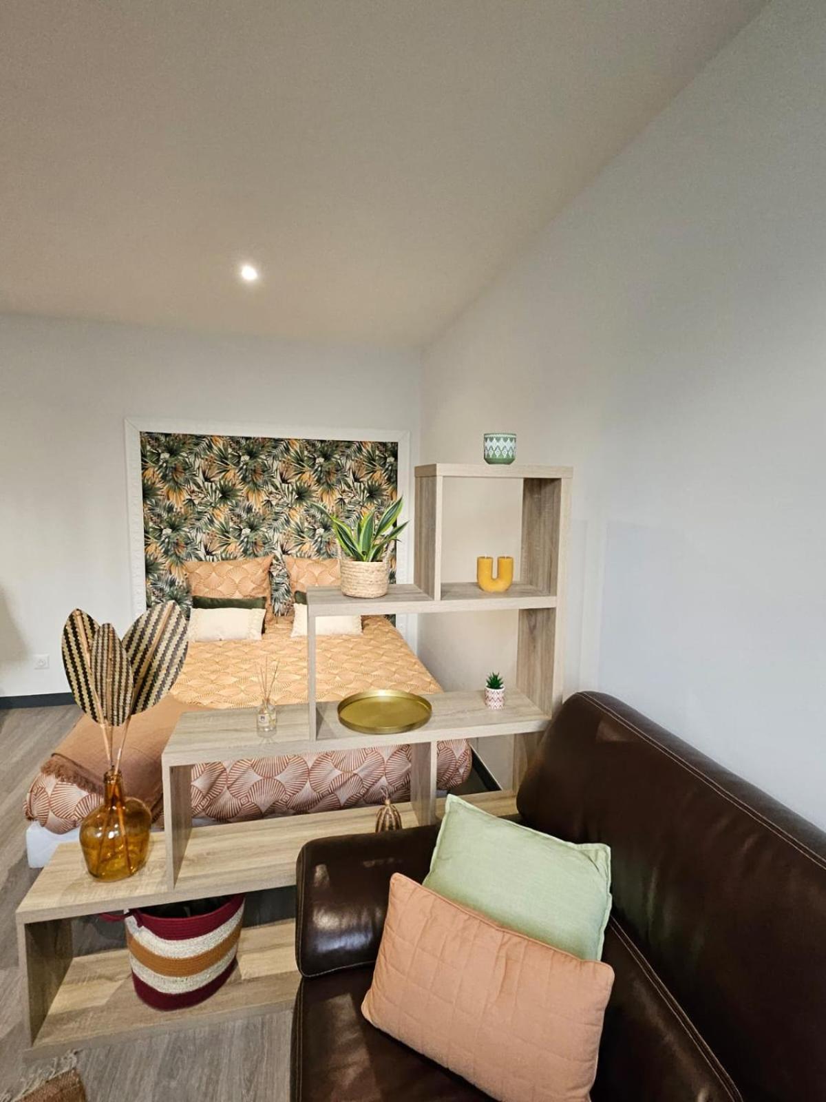Nassau2 F1 Apartment Beauvais Bagian luar foto